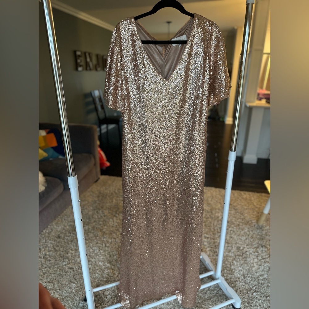 Revelry Reese Sequin Rose Gold size XL + 1 yard of extra fabric
